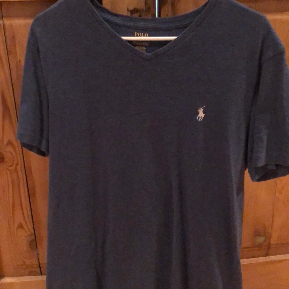 Men’s Medium V Neck Polo T Shirt